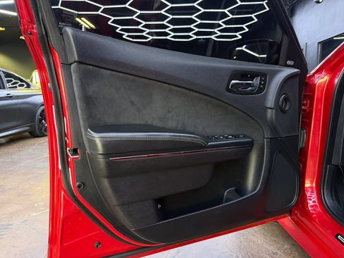 Used 2015 Dodge Charger SRT Hellcat RWD image 12