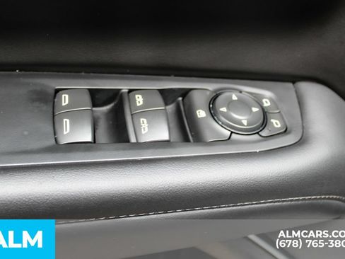 Used 2025 Chevrolet Tahoe LT AWD/4WD image 39