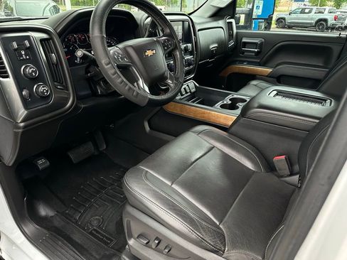 Used 2018 Chevrolet Silverado 1500 LTZ w/ LTZ Plus Package image 10
