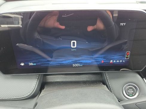 Used 2025 Chevrolet Equinox LT FWD image 20