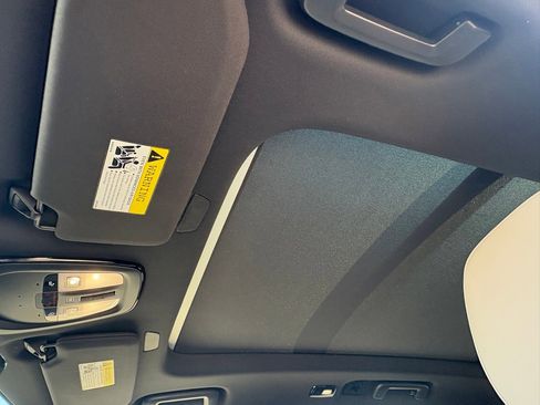 New 2026 Volvo XC90 B6 Plus w/ Protection Package Premier image 21