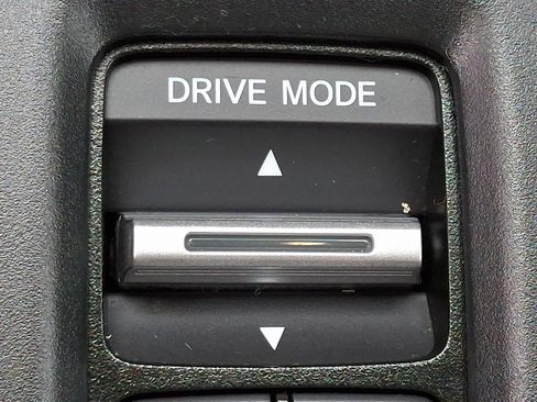 Used 2024 Honda CR-V EX image 27