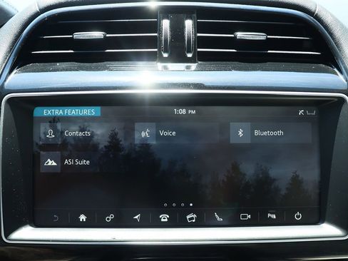 Used 2019 Jaguar F-PACE Prestige image 50