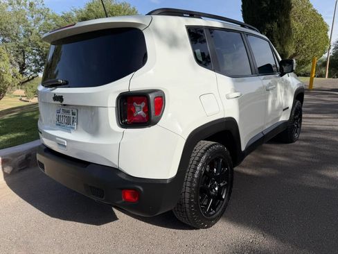 Used 2020 Jeep Renegade Altitude AWD/4WD image 5