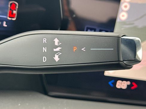 New 2026 Chevrolet Traverse LT w/ Midnight/Sport Edition image 25