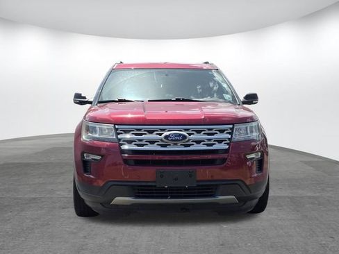 Used 2019 Ford Explorer XLT w/ Equipment Group 202A FWD image 7