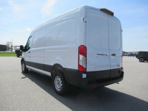 New 2026 Ford Transit 250 148 Medium Roof RWD image 7