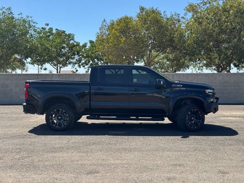 Used 2021 Chevrolet Silverado 1500 RST AWD/4WD image 2