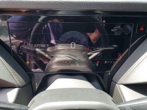 New 2026 GMC Yukon Denali w/ Sun & Power Step Package AWD/4WD image 30
