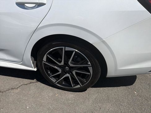 Used 2024 Nissan Sentra SR FWD image 13