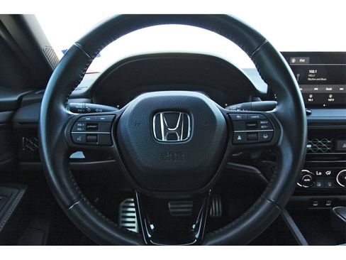 Used 2023 Honda Accord Sport image 9