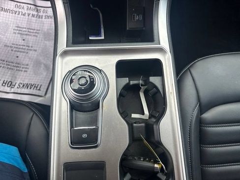 Used 2024 Ford Edge SEL w/ Convenience Package AWD/4WD image 16