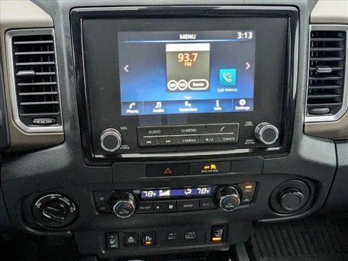 Used 2022 Nissan Frontier SV image 12