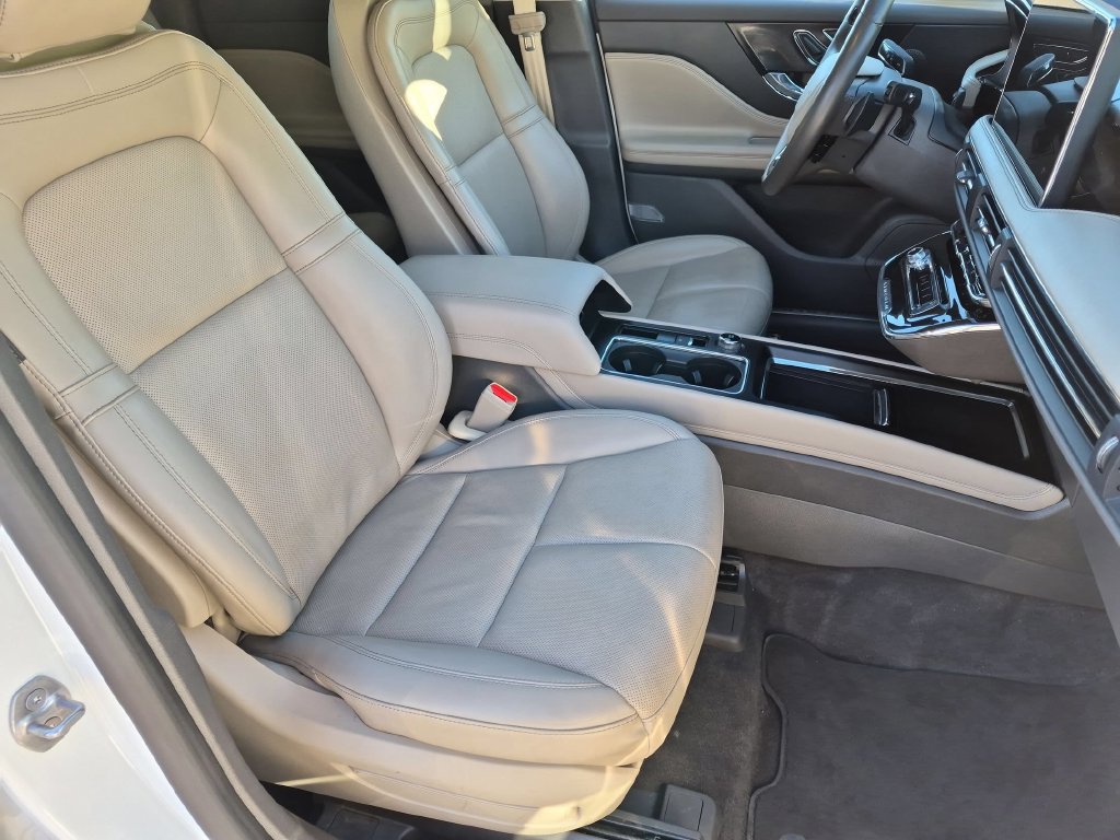 Used 2024 Lincoln Corsair Reserve AWD/4WD image 22