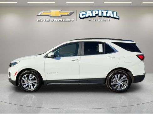 Used 2022 Chevrolet Equinox LT FWD image 2