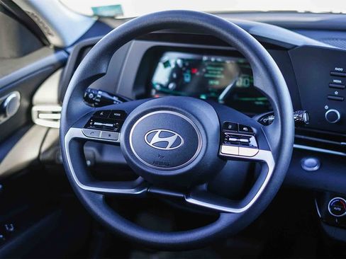 New 2026 Hyundai Elantra Blue image 18