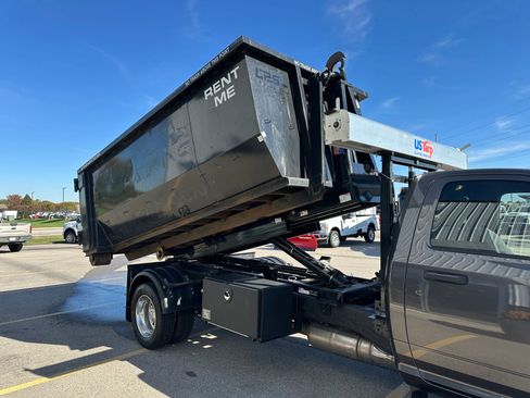 Used 2021 RAM 5500 Tradesman image 13