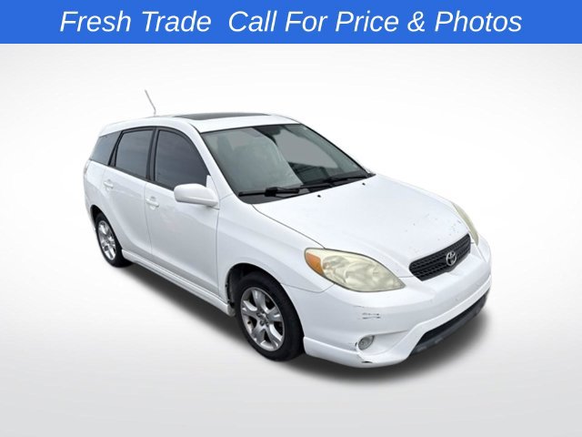 Used 2006 Toyota Matrix XR w/ Extra Value Pkg 2 FWD image 4