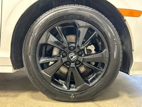 Certified 2023 Honda Odyssey Sport image 12