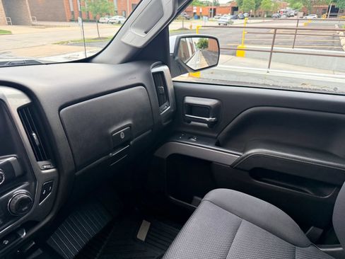 Used 2019 Chevrolet Silverado 1500 LT w/ All Star Edition AWD/4WD image 19
