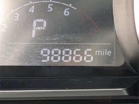 Used 2017 Toyota Yaris iA image 24