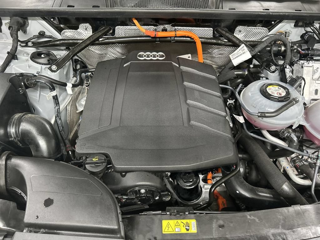 Certified 2024 Audi Q5 e Premium Plus AWD/4WD image 25