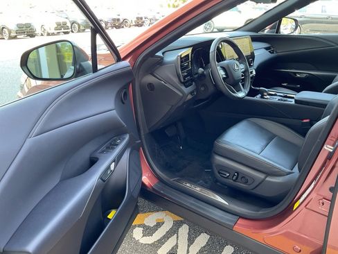 Used 2024 Lexus RX 350 Premium Plus w/ Convenience Package image 35