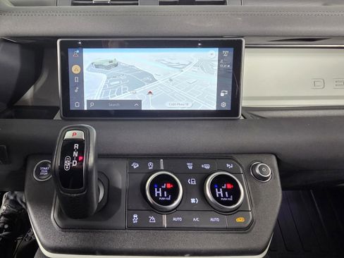 Used 2022 Land Rover Defender 110 X-Dynamic SE image 15