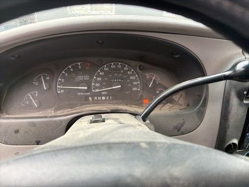 Used 1995 Ford Ranger XLT image 17