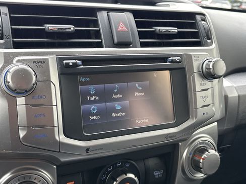 Used 2014 Toyota 4Runner SR5 AWD/4WD image 15