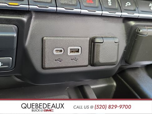 Used 2021 GMC Sierra 1500 AT4 w/ AT4 Value Package AWD/4WD image 26