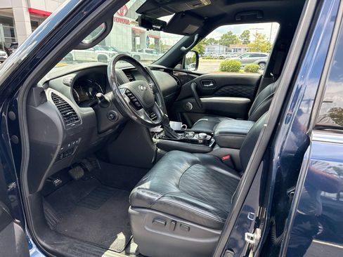 Used 2021 INFINITI QX80 Sensory w/ All-Season Package AWD/4WD image 2