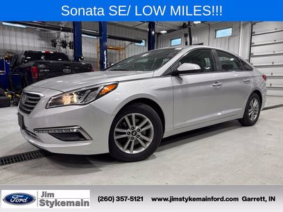 Used 2015 Hyundai Sonata SE w/ Option Group 09