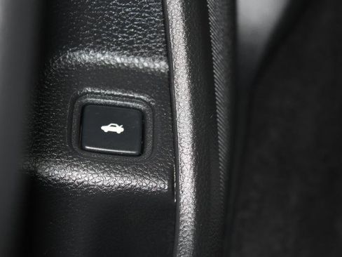 Used 2019 Honda Accord EX image 23