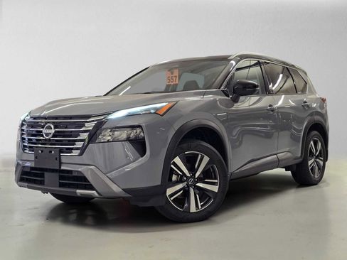Used 2024 Nissan Rogue SL w/ SL Premium Package FWD image 1