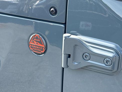 New 2026 Jeep Gladiator Mojave image 8