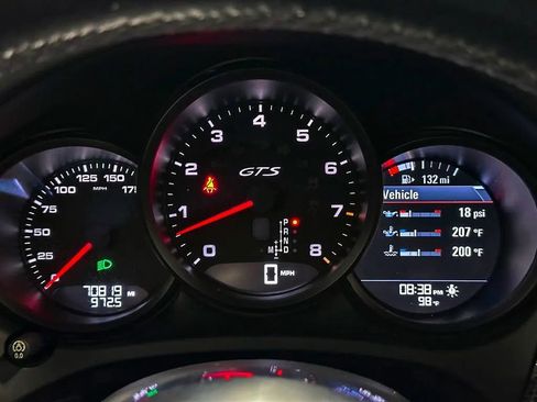 Used 2017 Porsche Macan GTS AWD/4WD image 27