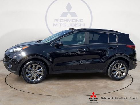 Used 2022 Kia Sportage Nightfall Edition w/ Nighfall AWD Premium Package image 6
