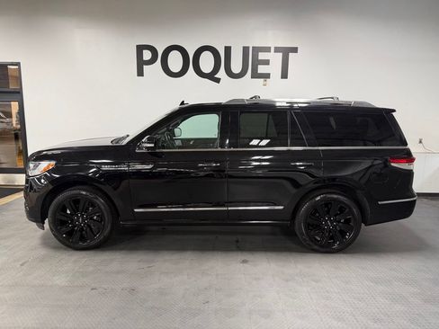 Used 2024 Lincoln Navigator Reserve AWD/4WD image 1