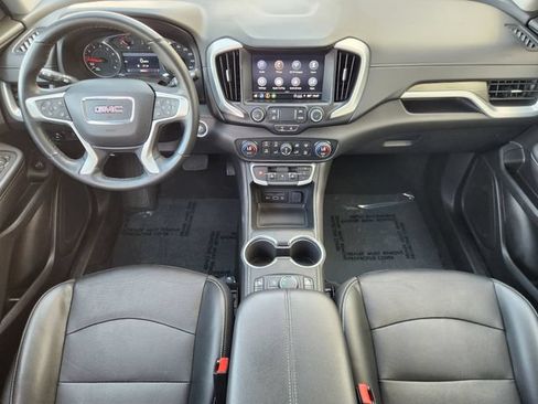 Used 2024 GMC Terrain SLT FWD image 27