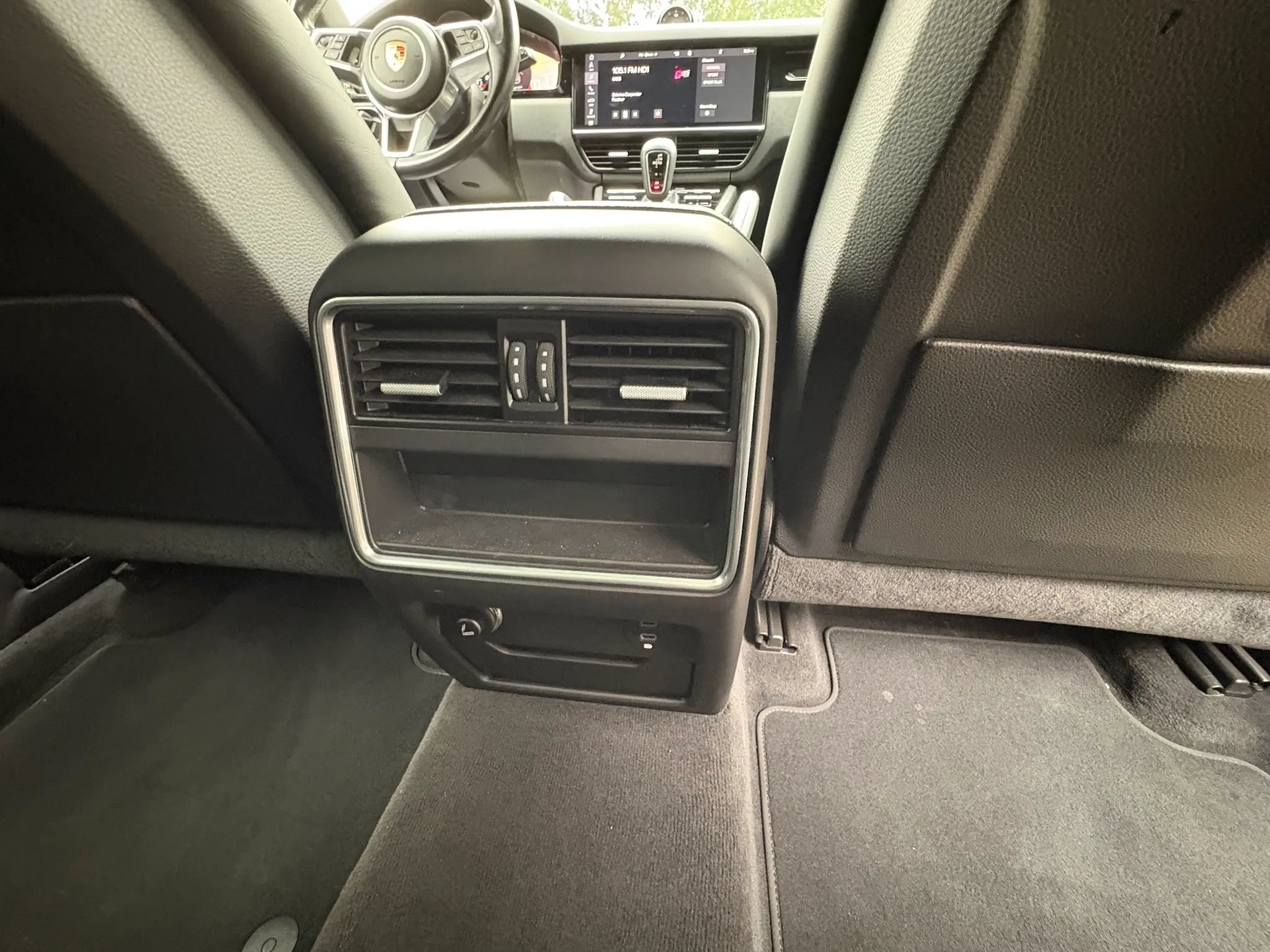 Used 2021 Porsche Cayenne S AWD/4WD image 19