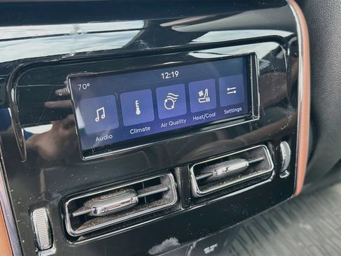 Used 2025 Lincoln Aviator Reserve w/ Equipment Group 201A AWD/4WD image 29