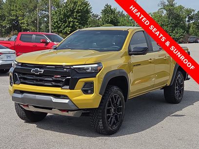 Used 2024 Chevrolet Colorado Z71 w/ LPO, Dark Essentials Package