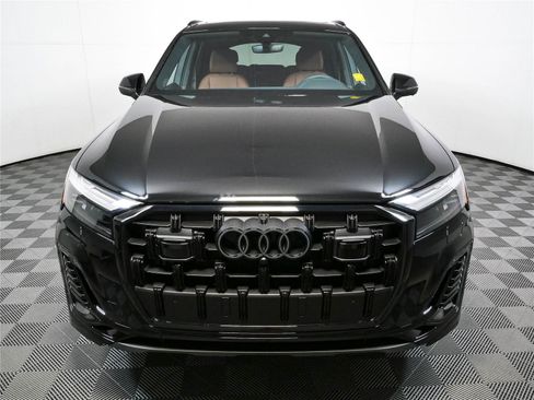 Used 2026 Audi Q7 3.0T Premium Plus w/ Premium Plus Package AWD/4WD image 39