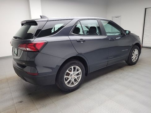 Used 2022 Chevrolet Equinox LS AWD/4WD image 10