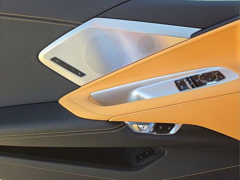 Used 2023 Chevrolet Corvette Stingray Preferred Cpe w/ Z51 Performance Package image 18