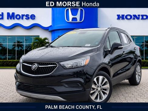 Used 2019 Buick Encore Preferred FWD image 1