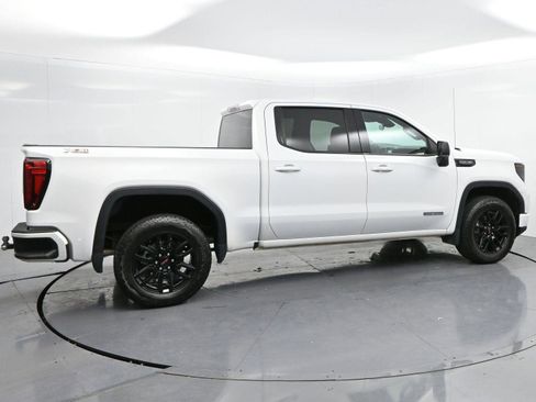 Used 2024 GMC Sierra 1500 Elevation image 8