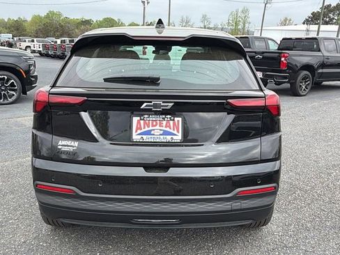 New 2027 Chevrolet Bolt LT image 6