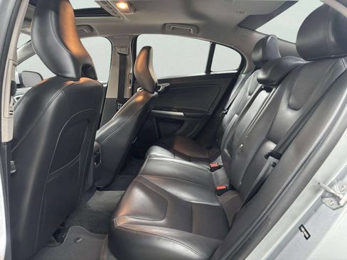 Used 2017 Volvo S60 T5 Dynamic image 15
